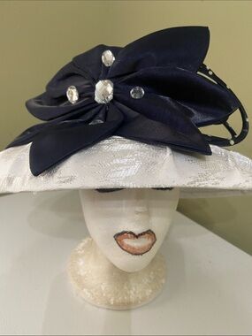 Beautiful Dress Hat / Church Hat by Giovanna